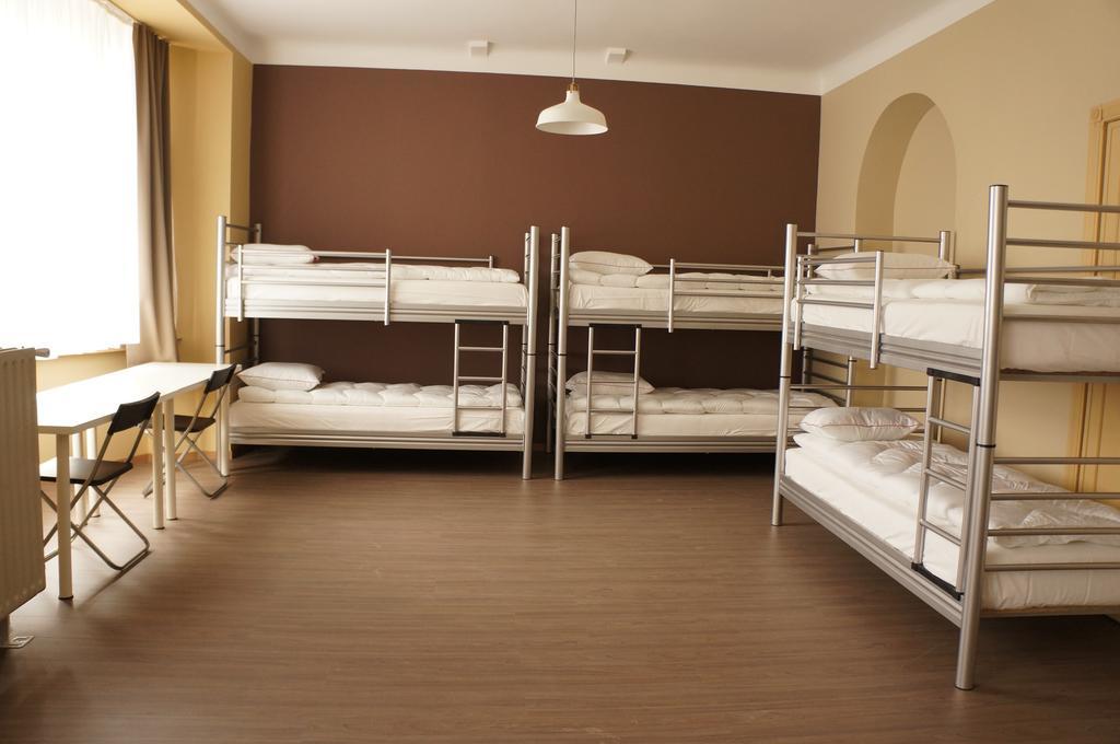 Es Hostel Saint-Gilles Eksteriør bilde