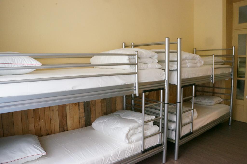 Es Hostel Saint-Gilles Eksteriør bilde